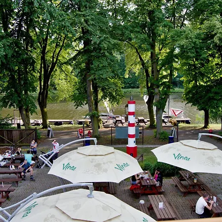 Labska Marina Guest house Podebrady